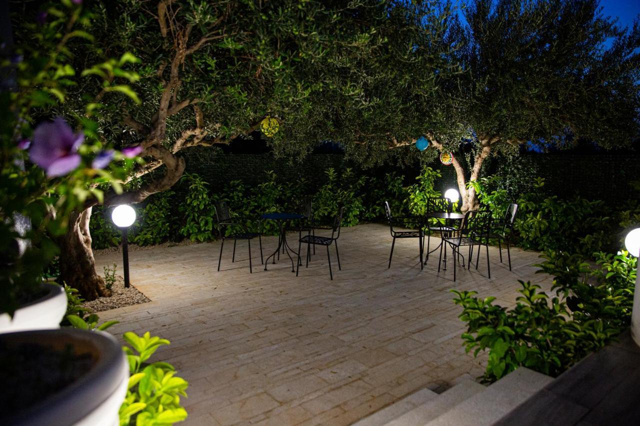 L' Arcobaleno B&B Castelluzzo Bagian luar foto