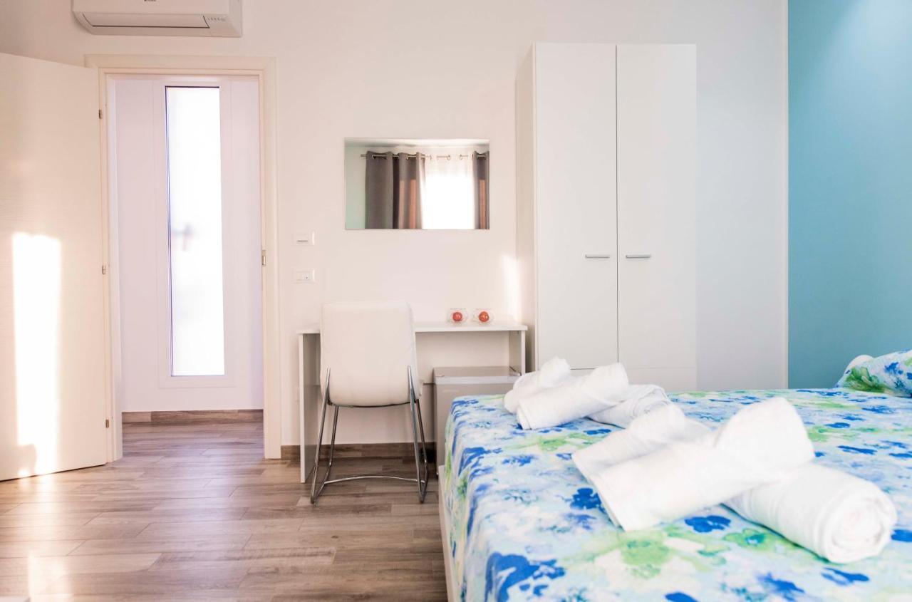 L' Arcobaleno B&B Castelluzzo Bagian luar foto